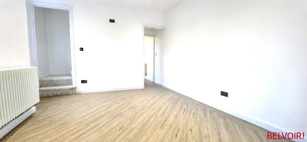 House in Tamworth, Staffordshire - View 3