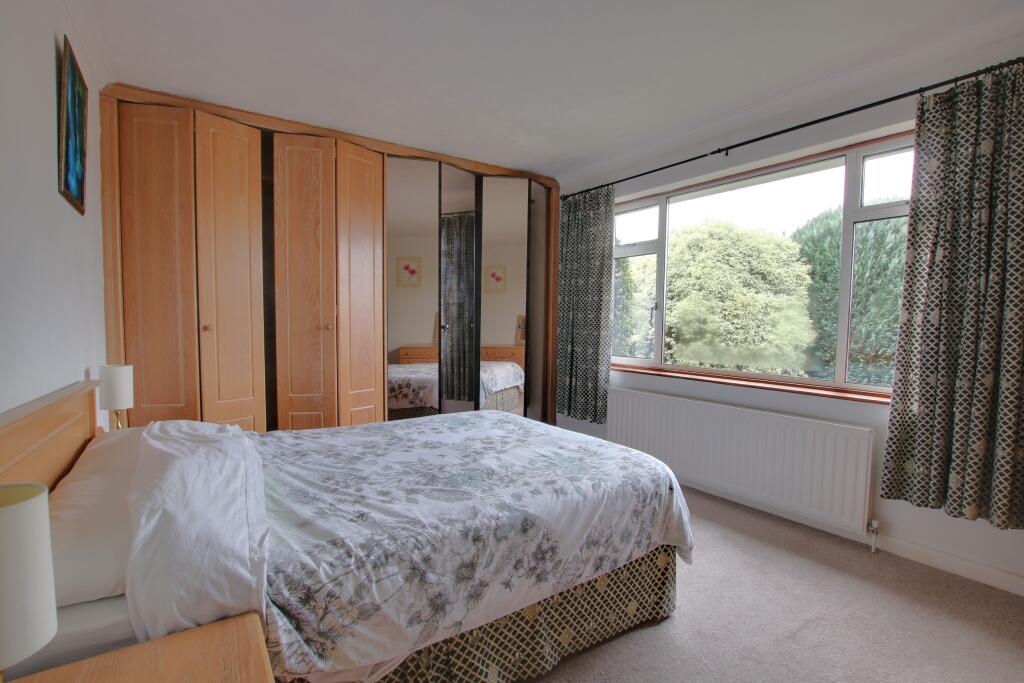 Bassett, Southampton photo 4