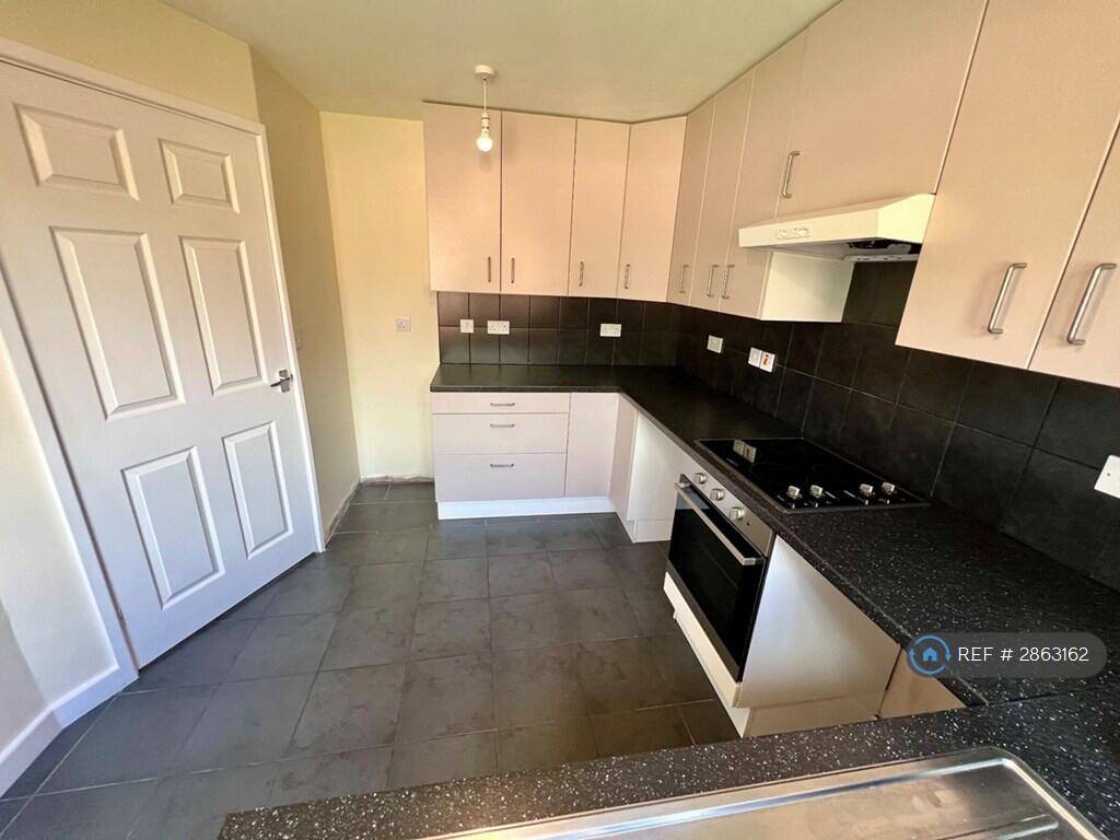 Additional image 6 of High St, Studley, B80
