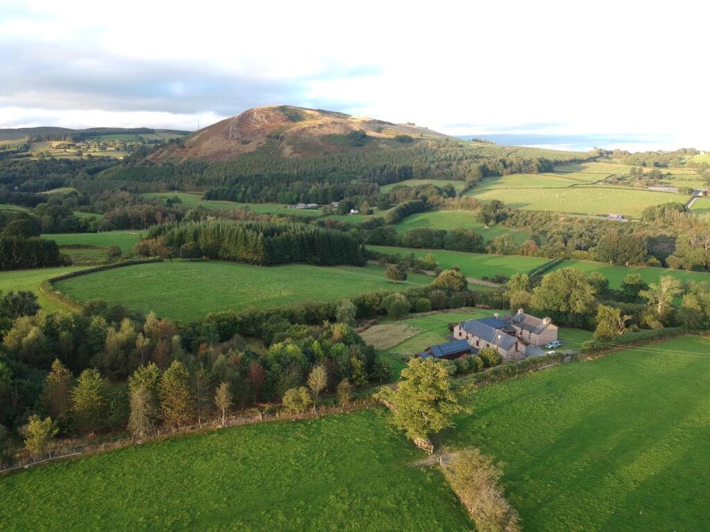 5-bed detached on Newbridge-On-Wye, Llandrindod Wells, Powys, £795,000