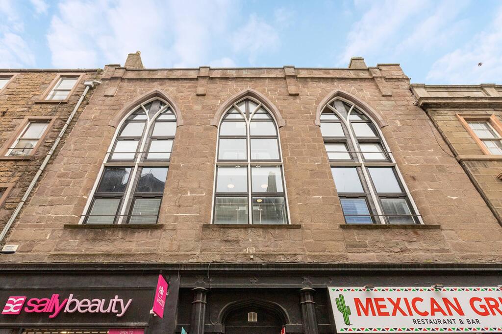 Main image of property: Flat 12, 22 Castle Street, Dundee, DD1 3AF