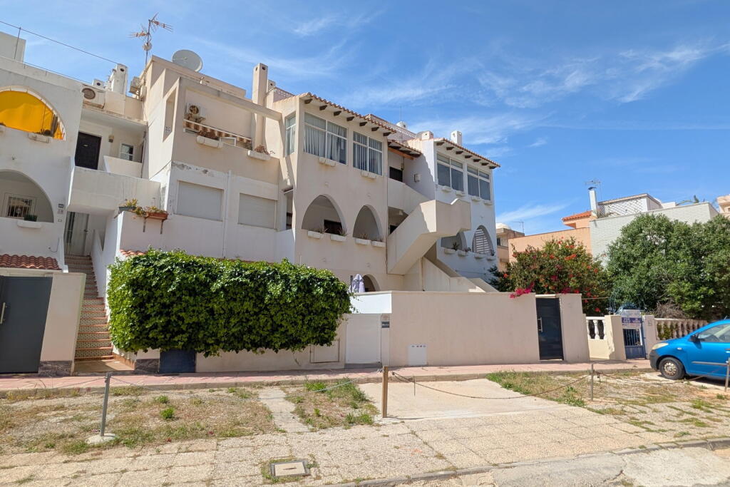 Main image of property: Valencia, Alicante, La Zenia