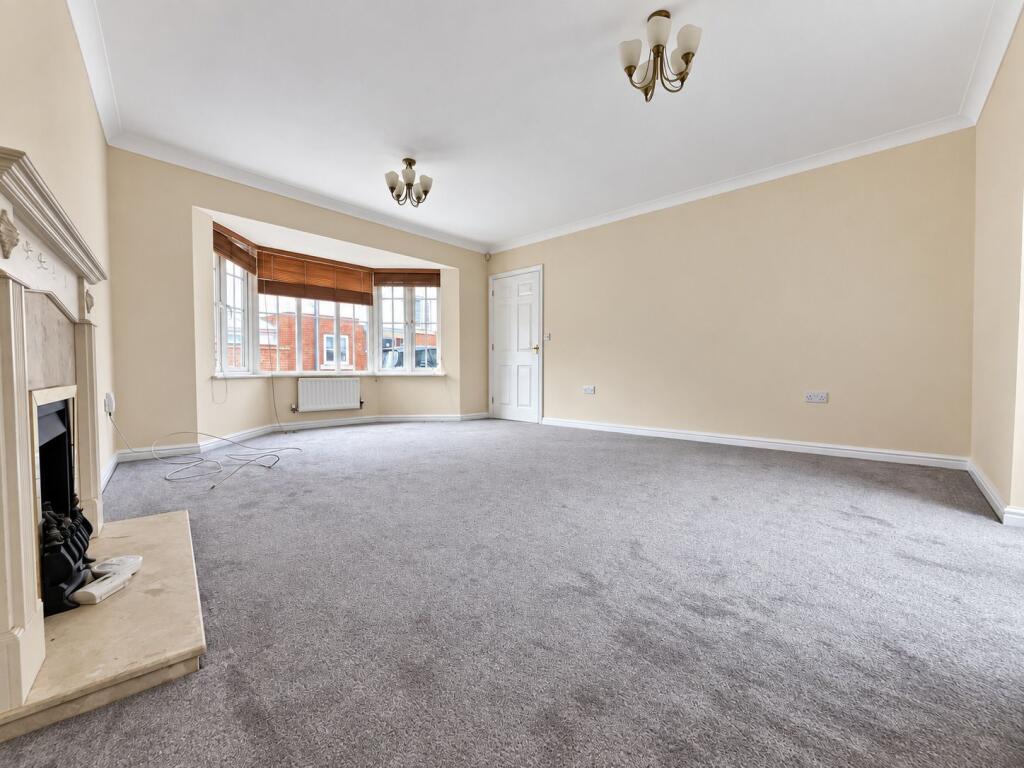 House in Dartford - View 2