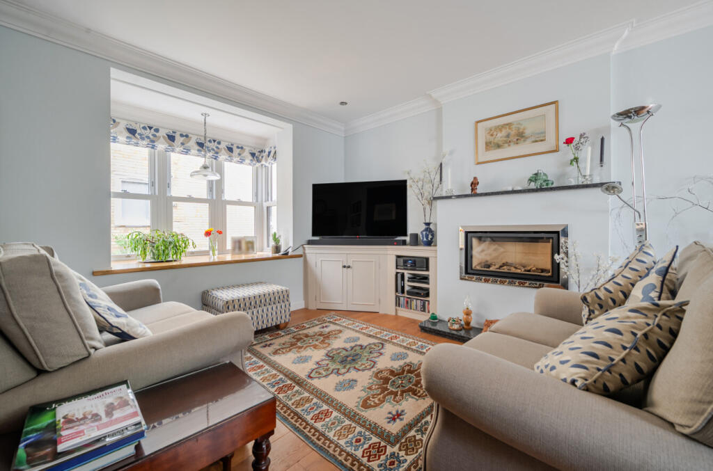 House in Portsmouth - View 4