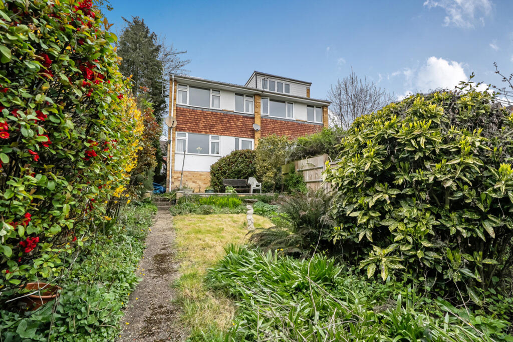 Main image of property: Deanfield Road, Henley-on-Thames, Oxfordshire, RG9