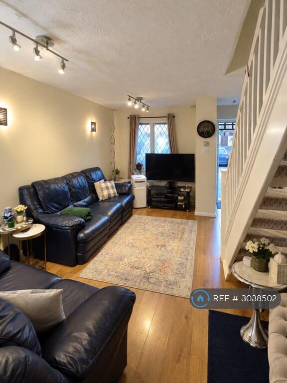 House in Southall - View 3
