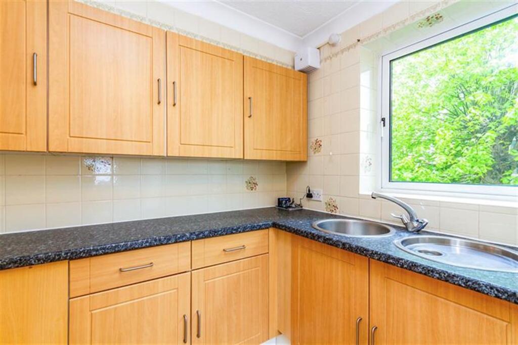 Main image of property: Homesteyne House, Broadwater Road, Worthing, BN14