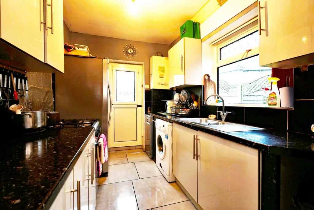 Additional image 3 of Mayo Road, Bradford, BD5