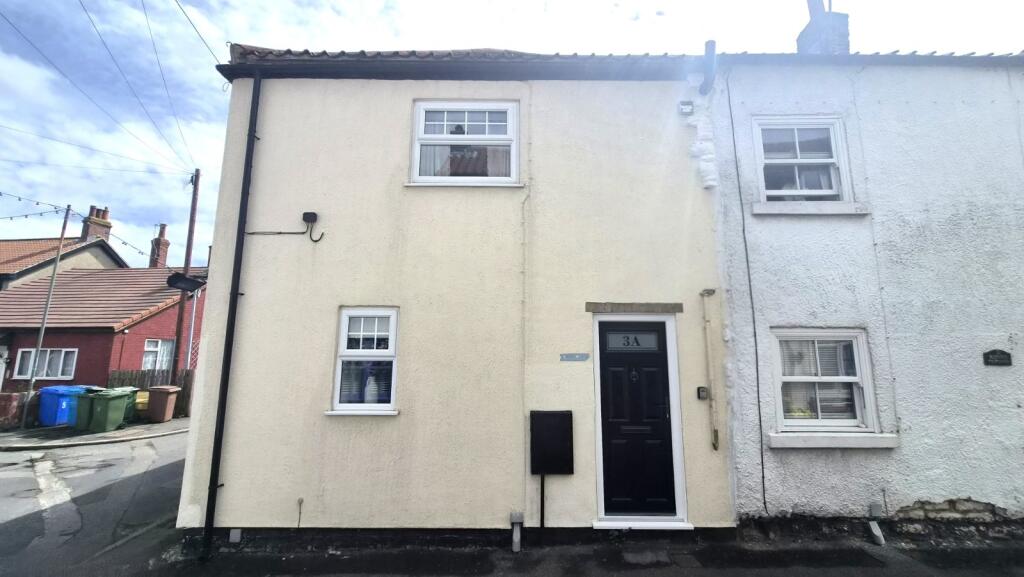 1-bed terraced on Allison Lane, Flamborough, Bridlington, East Riding of Yorkshire, YO15, £140,000