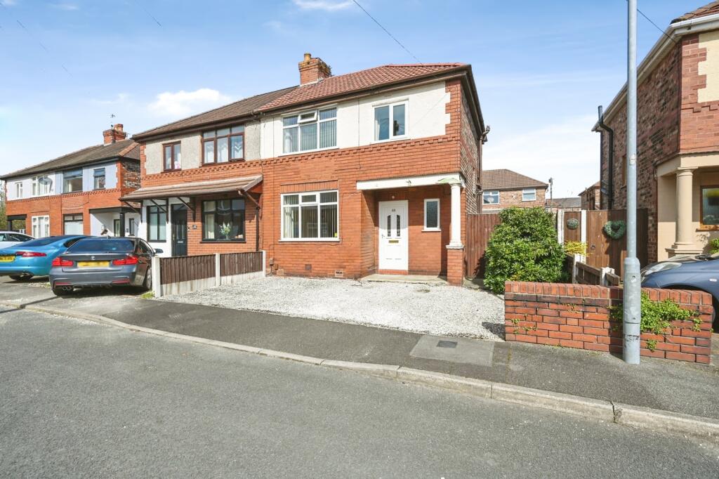 Main image of property: Grosvenor Gardens, Newton-le-Willows, Merseyside, WA12