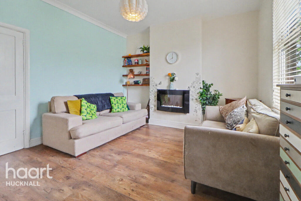 House in Nottingham, Bestwood Village - View 5