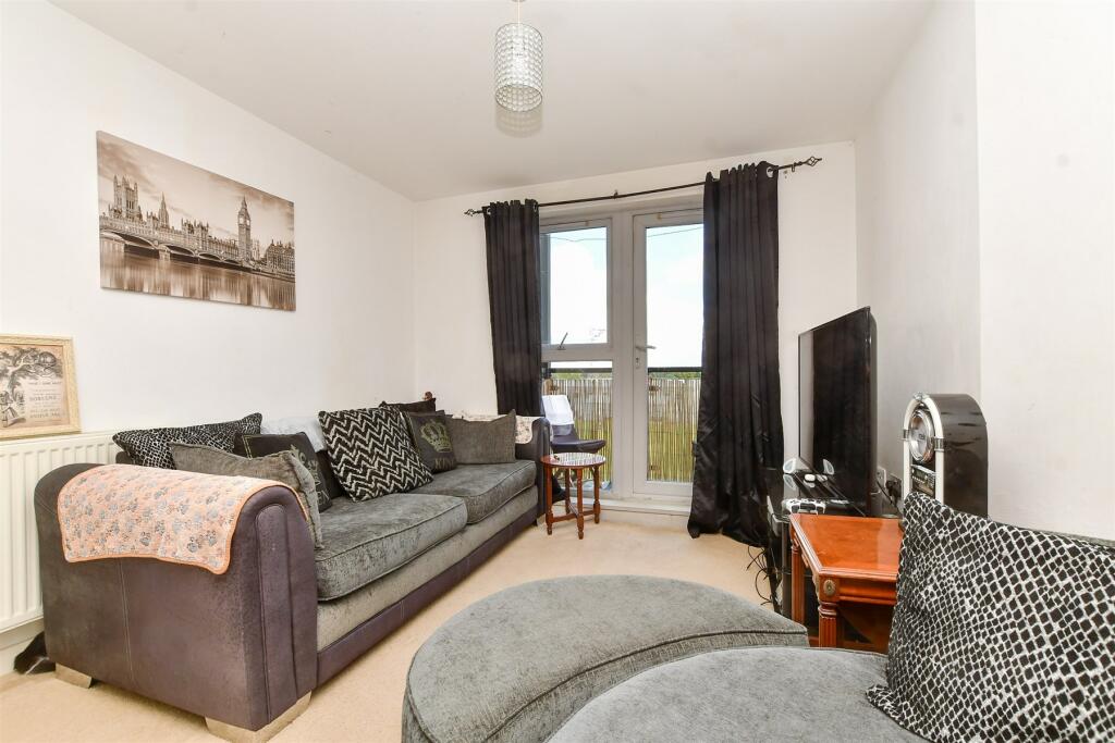Park View Road, Leatherhead, Surrey photo 3