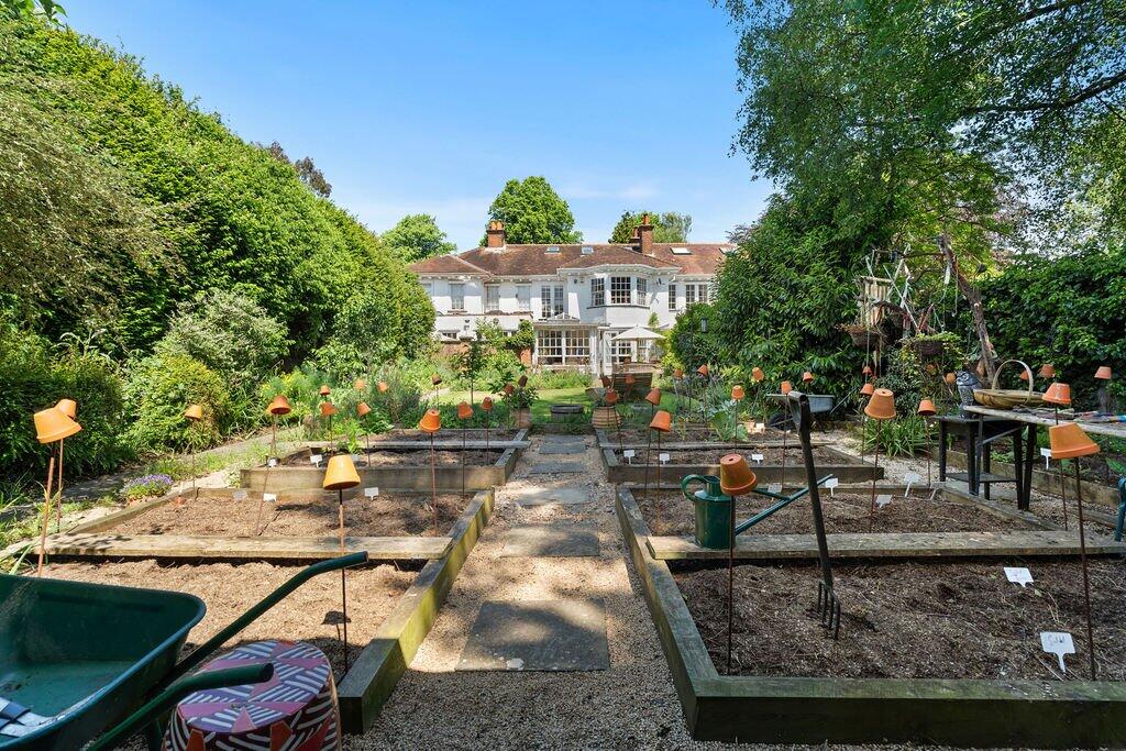 Church Road, Penn, Buckinghamshire, HP10 - More
