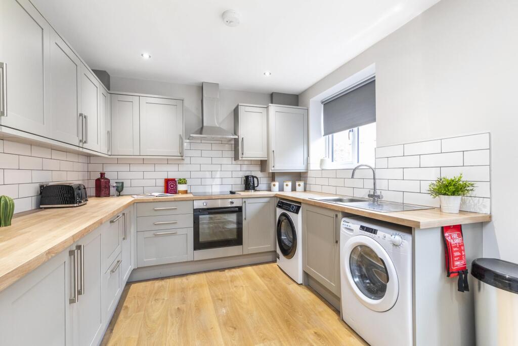House in Leeds - View 4