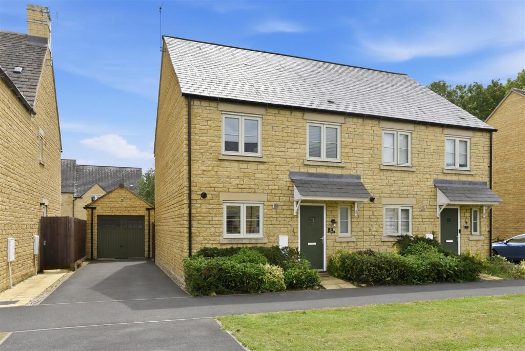 Main image of property: Valetta Way, Moreton-in-Marsh