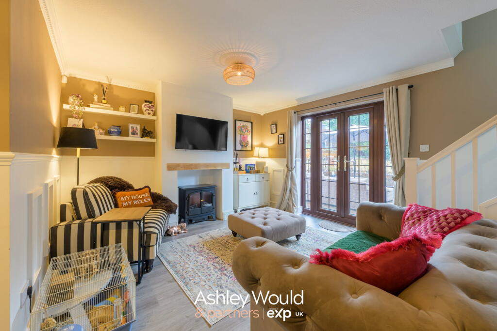 House in Dudley - More