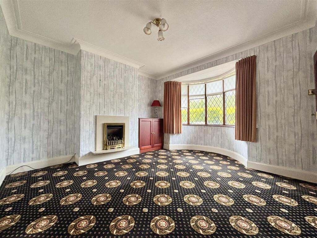 Hazeldene, Queensbury, Bradford photo 4
