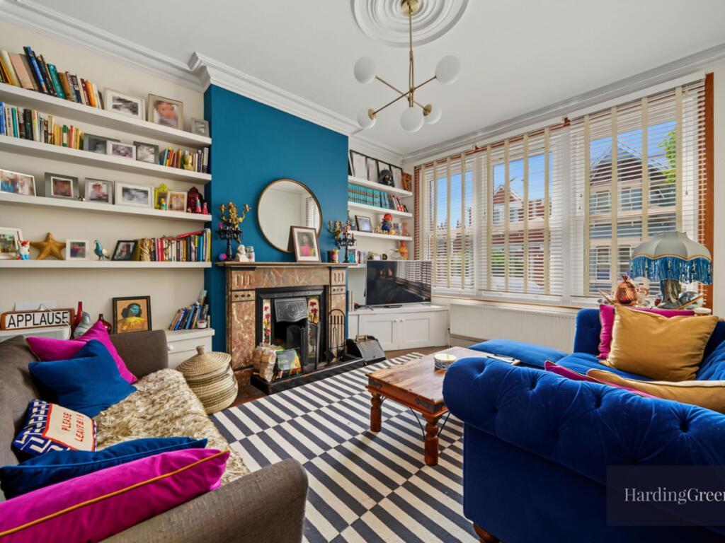 House in London - View 3