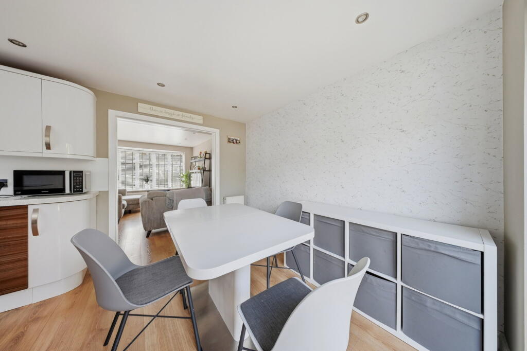 House in Burnley, Padiham - More