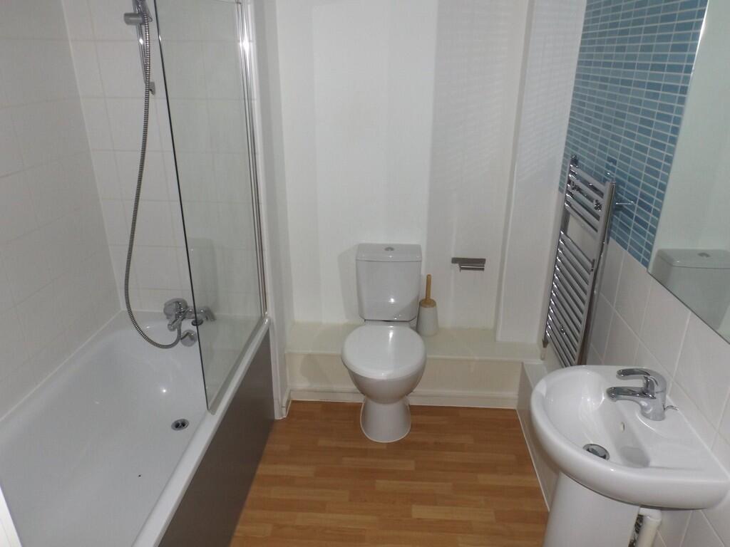 Apartment in Nottingham - View 4