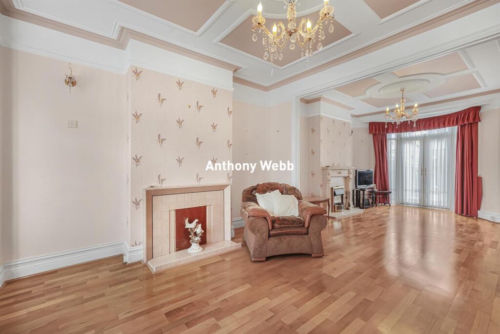 House in London - View 4