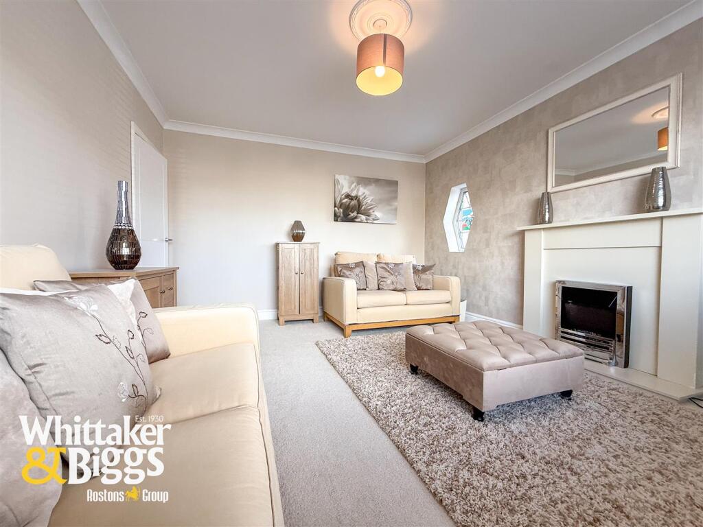 Colwyn Drive, Knypersley, Stoke-On-Trent photo 5