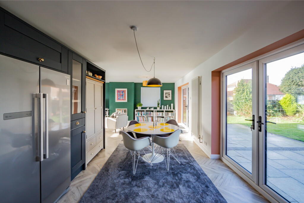 House in Worthing, West Worthing - More