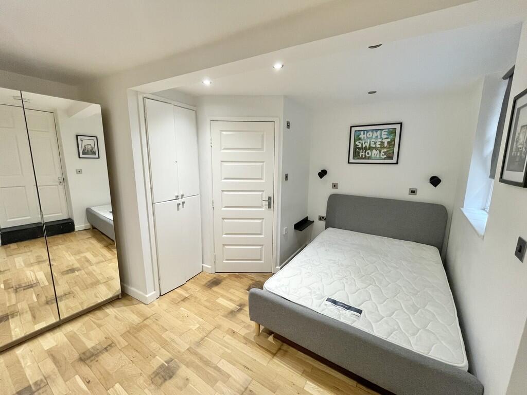 Apartment in Reading, Katesgrove, Newtown - View 5