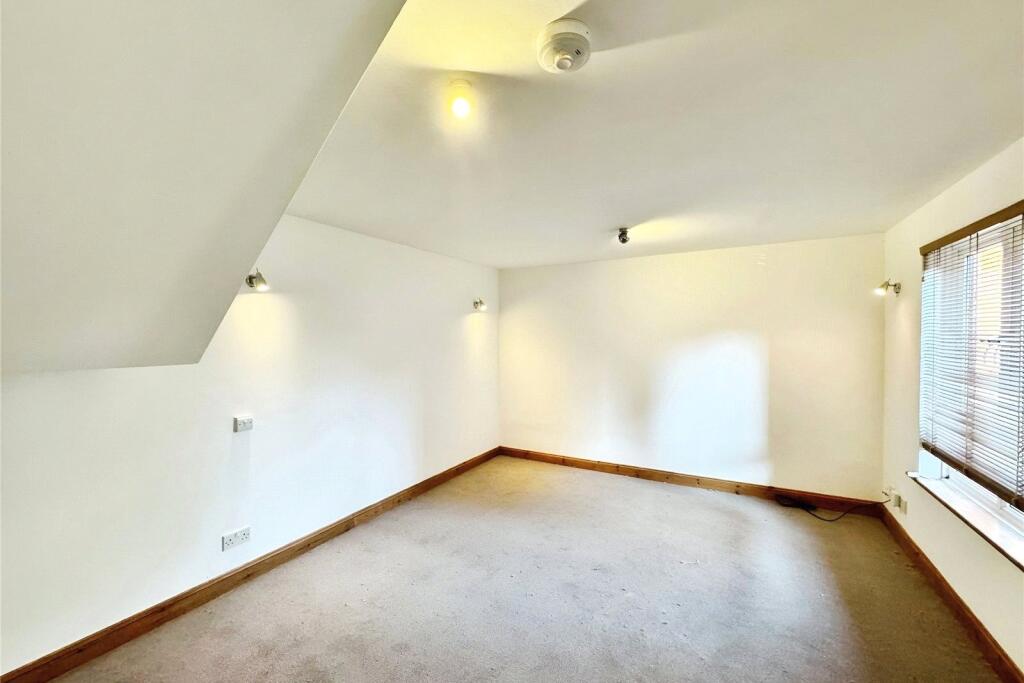 House in Canterbury, Kent - View 2