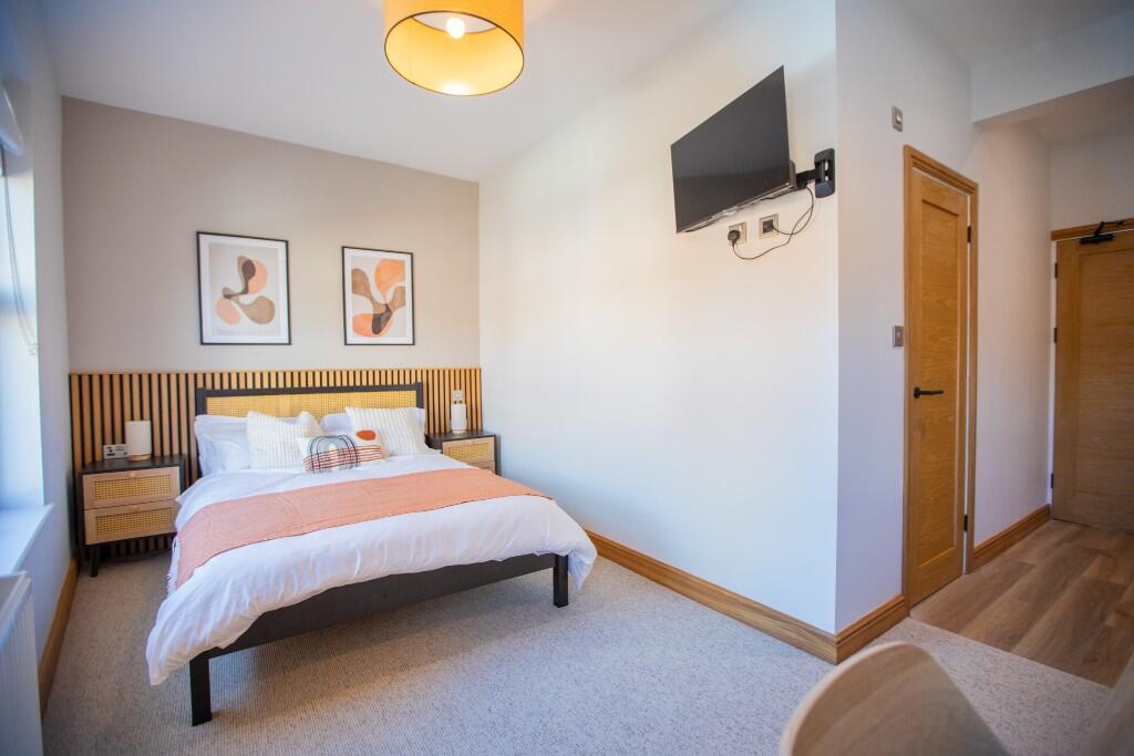 Main image of property: The Crescent, Eastleigh, Hampshire, SO50