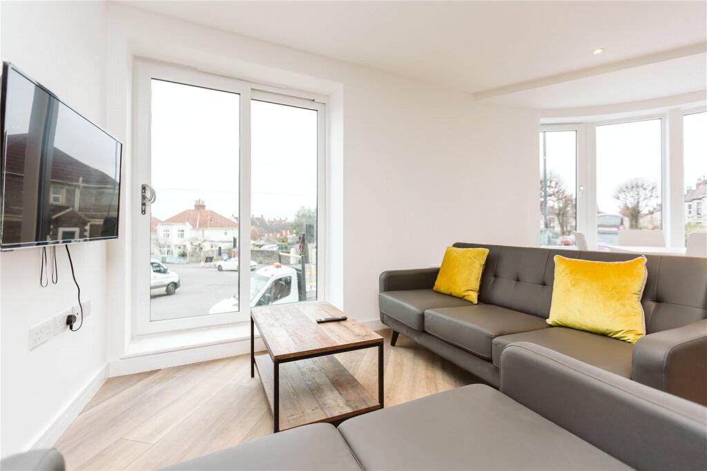 5 bedroom apartment for rent