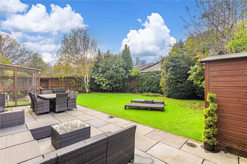 Additional image 19 of Beningfield Drive, St. Albans, Hertfordshire, AL2