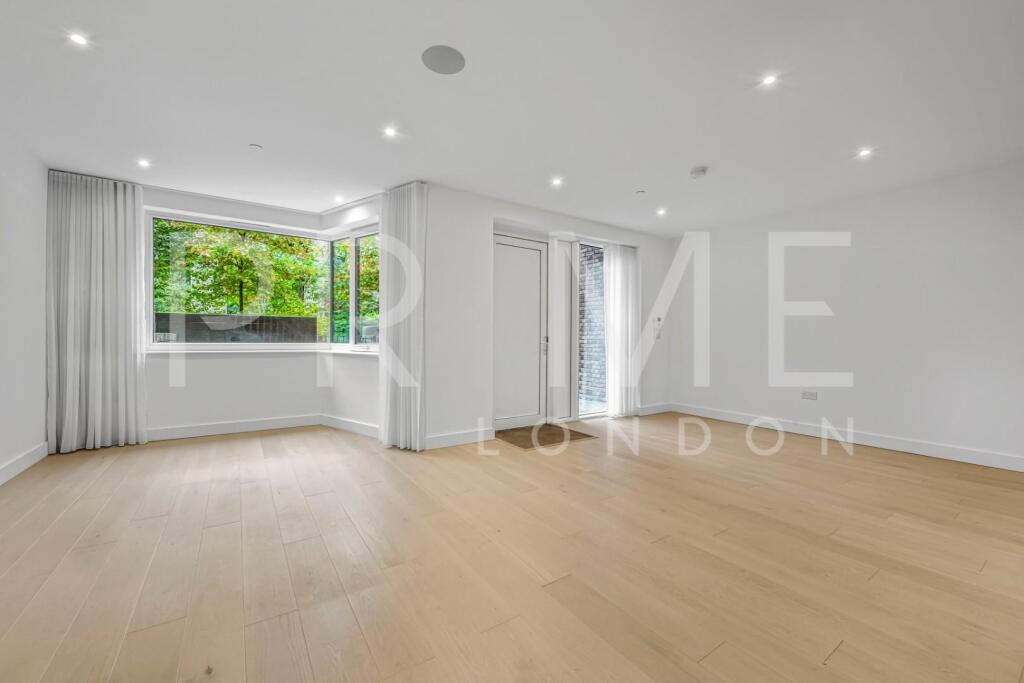 Main image of property: The Crosse, 2 New Tannery Way, Bermondsey