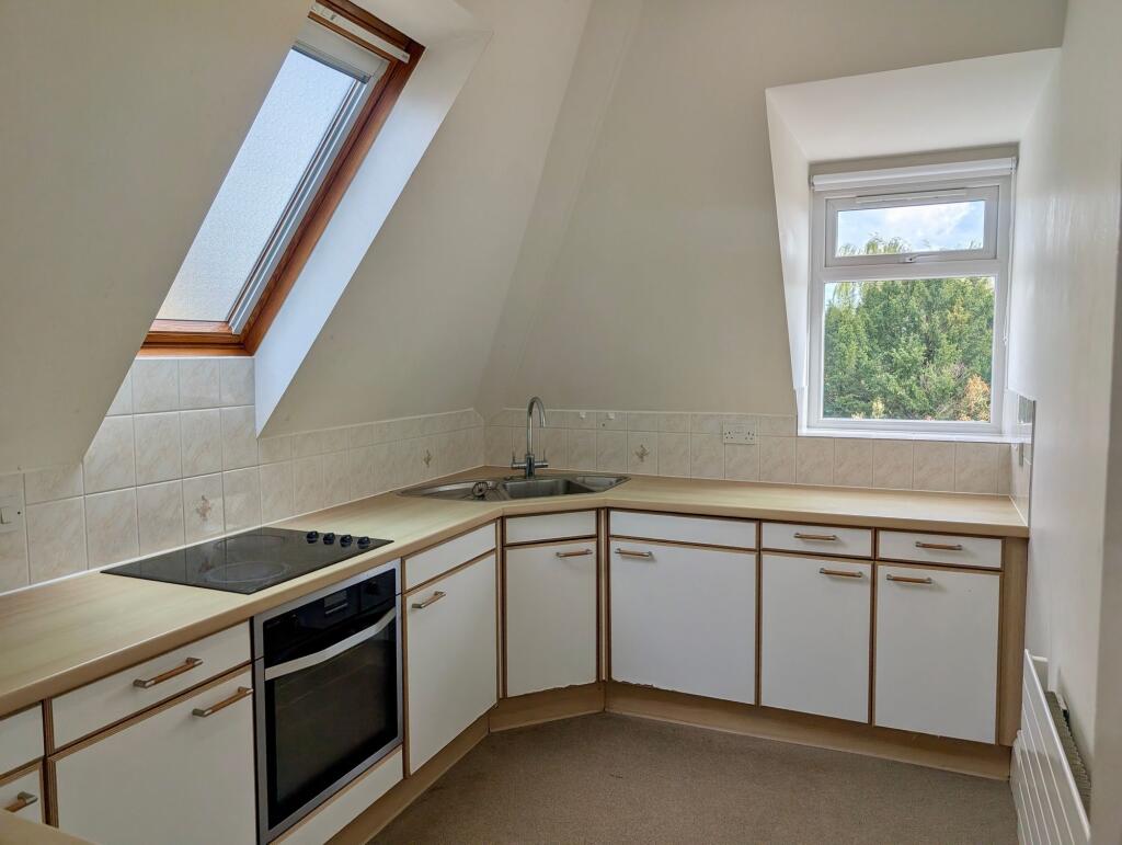 Main image of property: Chesterton Road, Cambridge, CB4
