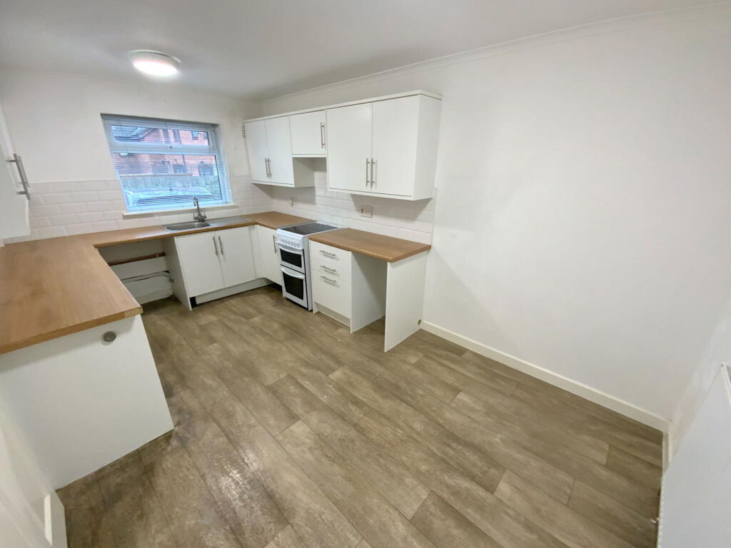 House in Dudley, West Midlands - View 2