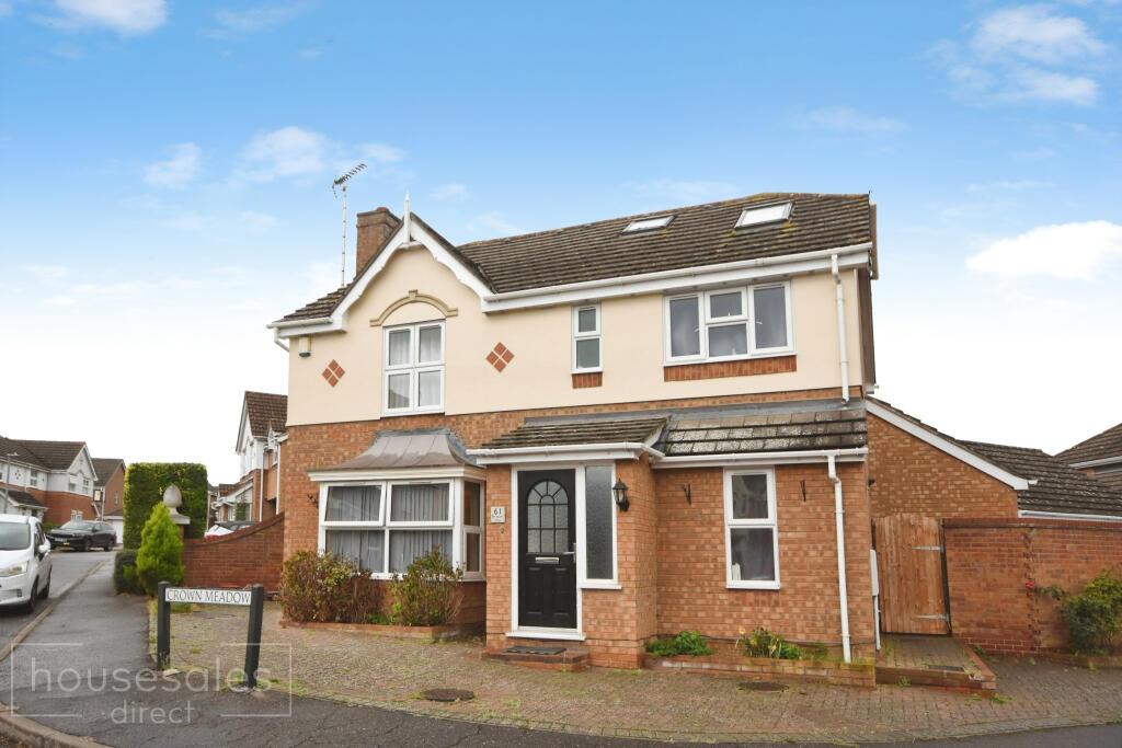 6-bed detached on Bridport Way, Braintree, CM7, £525,000