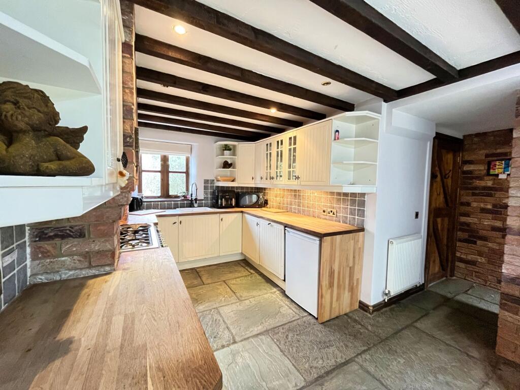 House in St Athan, Thannas Court, St. Athan - View 5