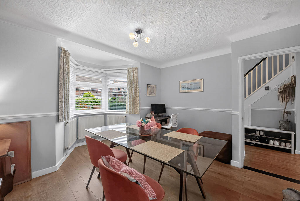 House in Portsmouth - More