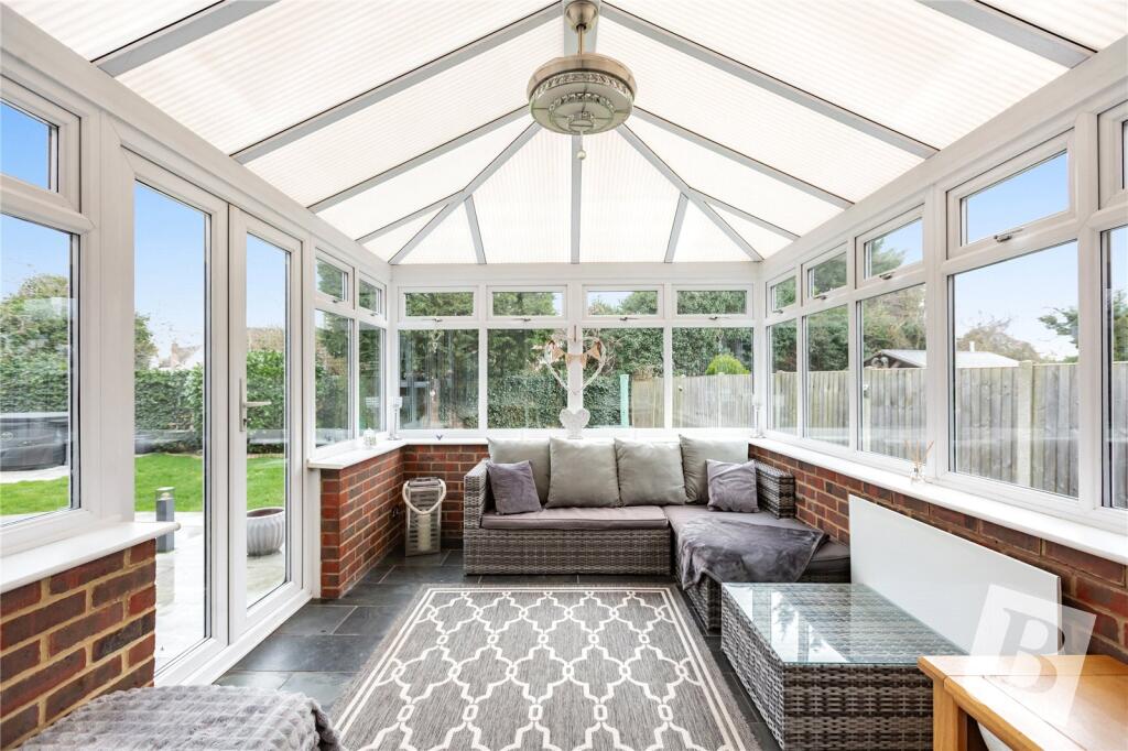 Penshurst Drive, South Woodham Ferrers, Chelmsford, Essex, CM3 – další