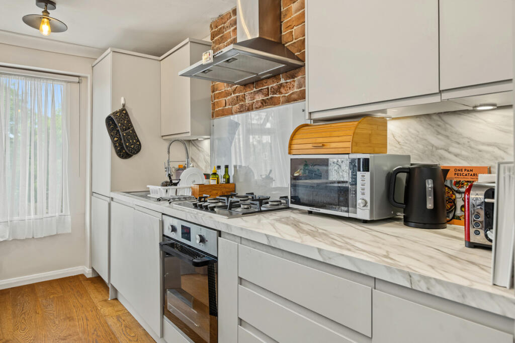 Apartment in London - View 4