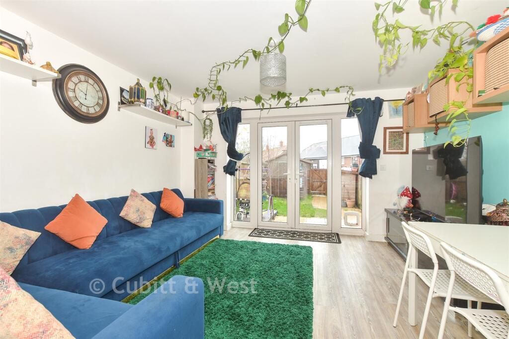 Main image of property: Calvert Link, Faygate, Horsham, West Sussex