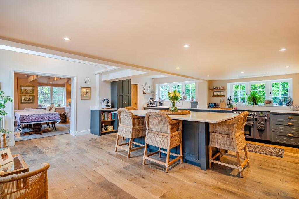 House in Southampton - View 4