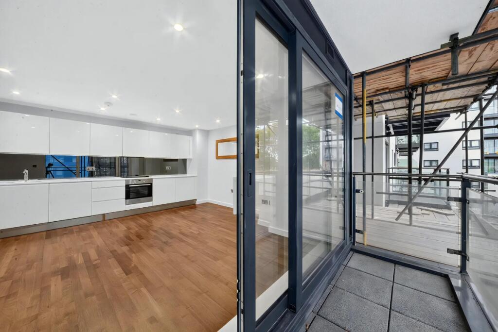 Apartment in London - View 4