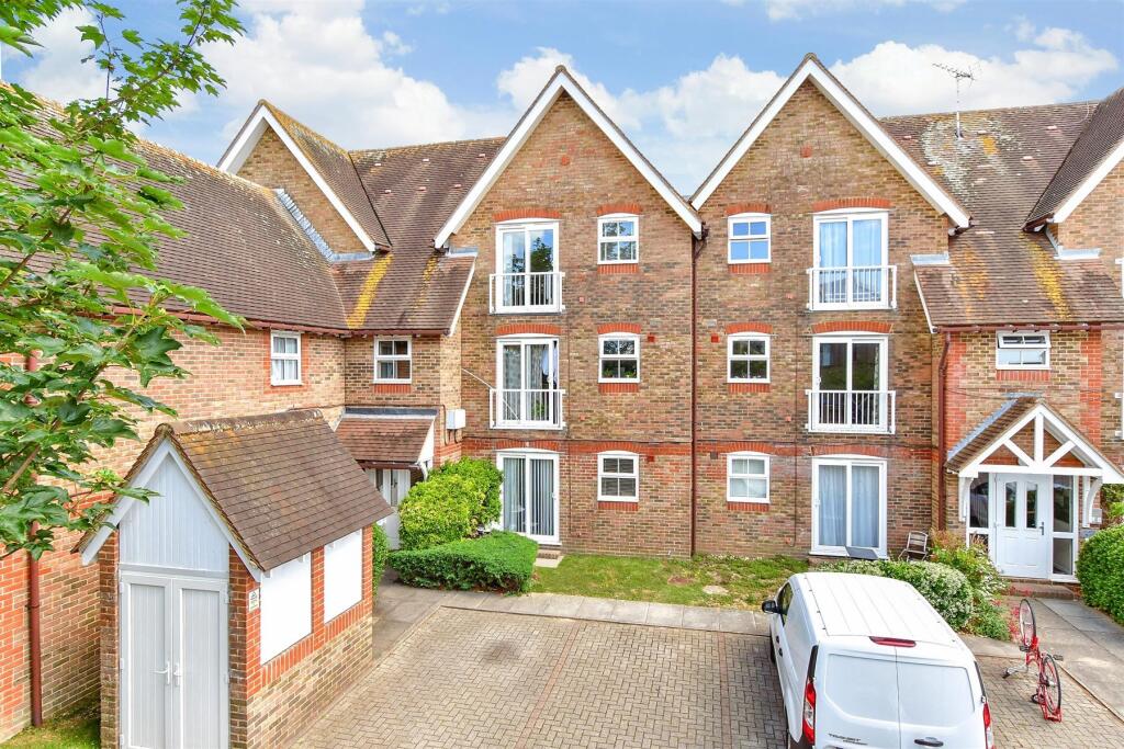 River Road, Littlehampton, West Sussex
