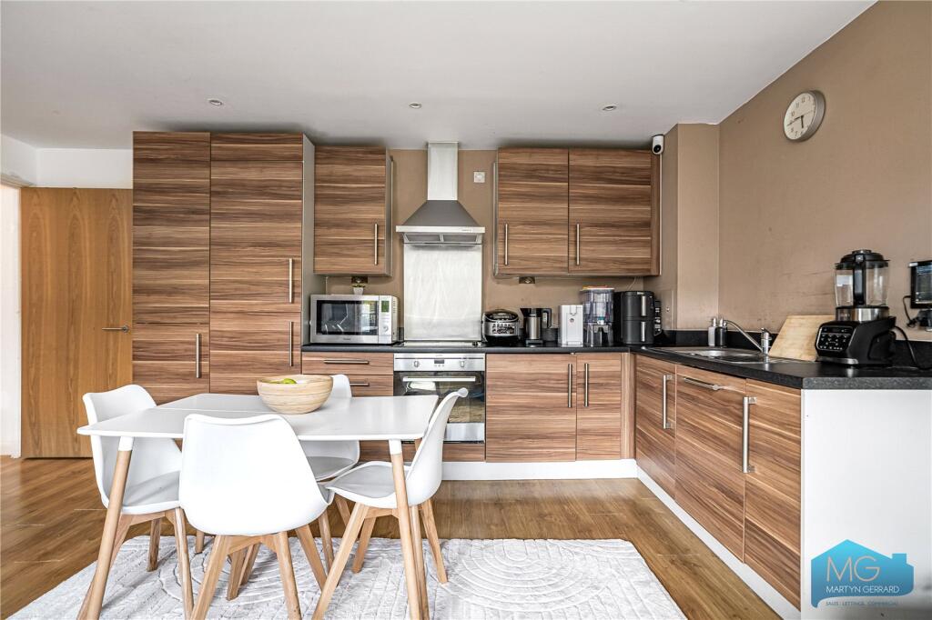 Apartment in London - View 2