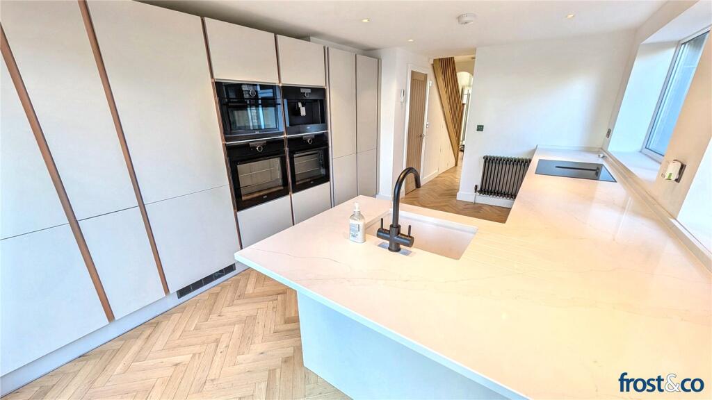 House in Poole - View 5
