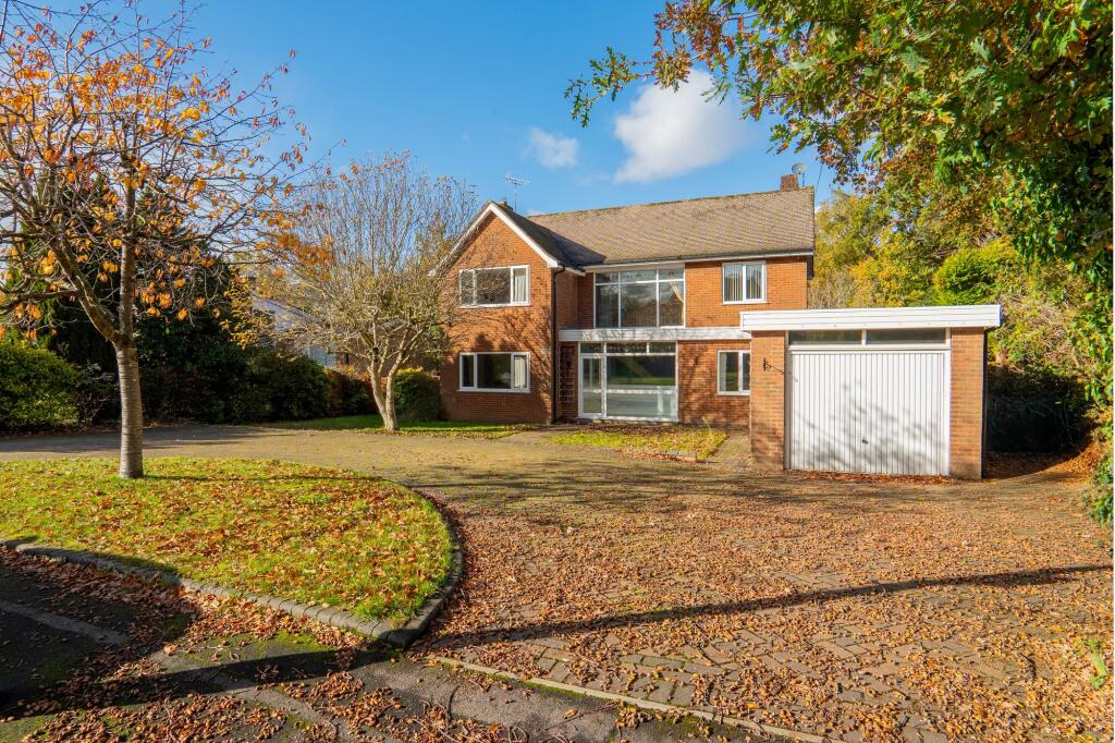 Main image of property: Birch Tree Grove, Solihull, B91