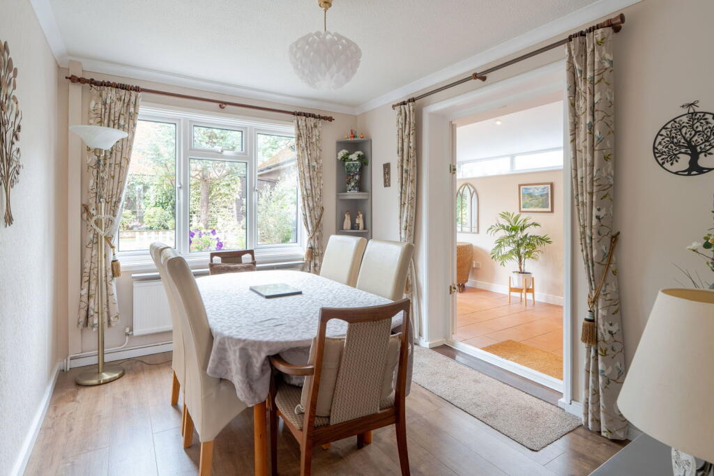 House in South Oxfordshire, Woodcote - View 5