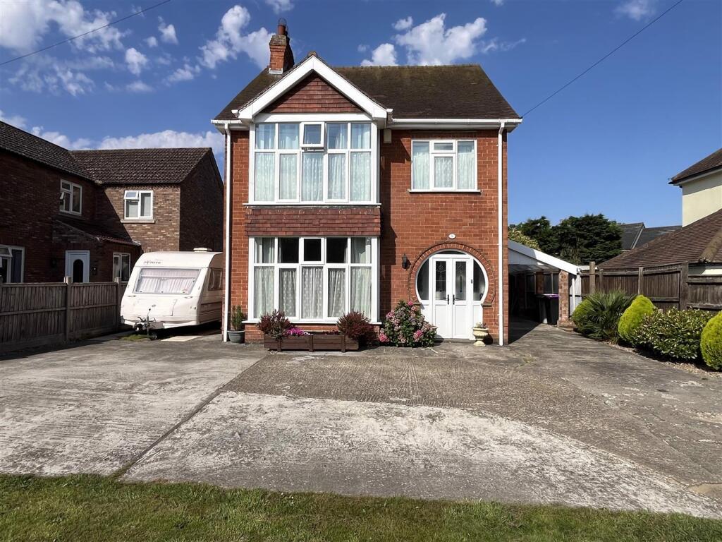 3-bed detached on 9 Partney Road, Spilsby, £265,000