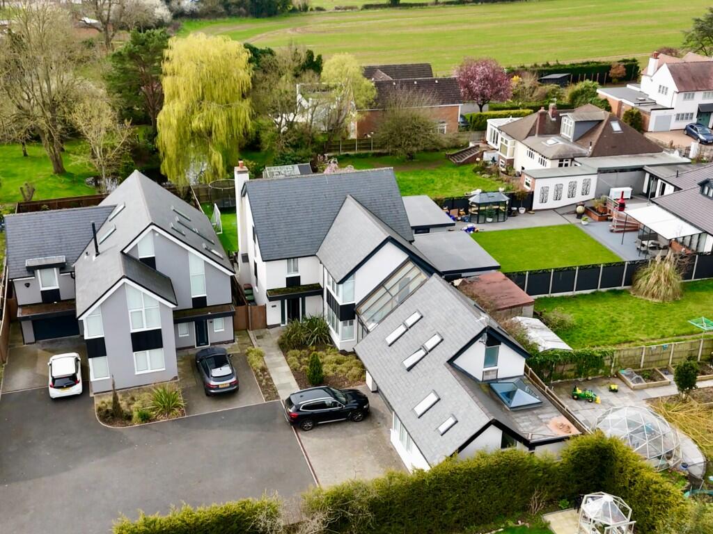 Main image of property: Chilwell Lane, Bramcote, NG9
